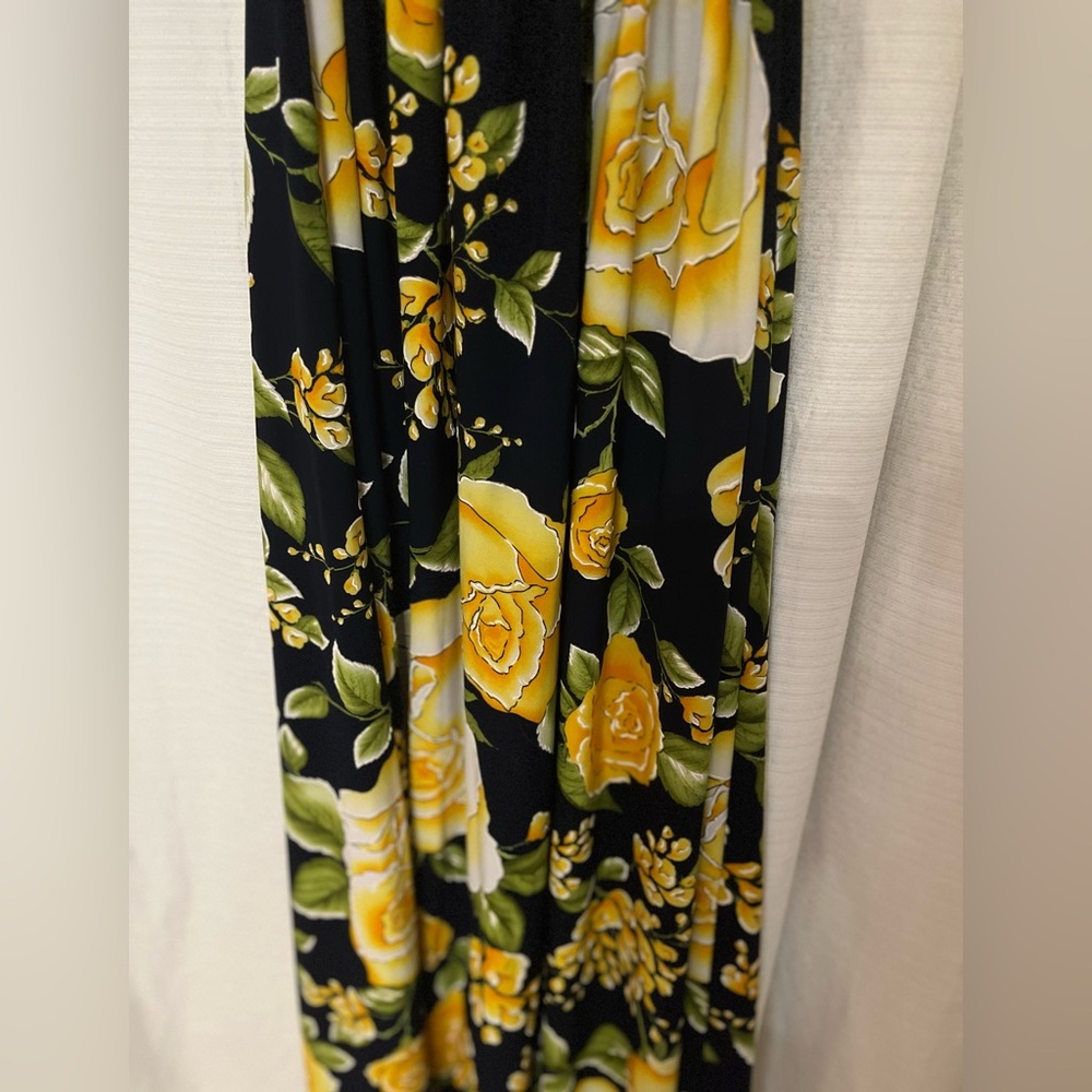 Navy Blue and Yellow Floral Dress - Picture 4 of 6